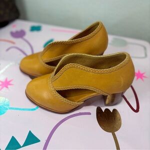 MWOB ELF Spirit Walker Bootie in Light Tan Women's Heels Size 7